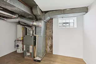 8235 S Woodlawn Ave, Chicago, IL 60619 - Photo 15