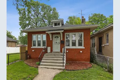 8235 S Woodlawn Avenue, Chicago, IL 60619 - Photo 1