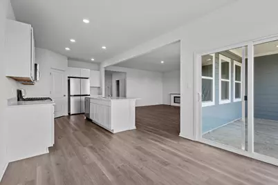 310 Astor Court, Elgin, IL 60124 - Photo 35