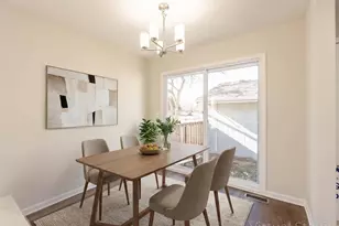 247 Driftwood Ln, Bloomingdale, IL 60108 - Photo 3