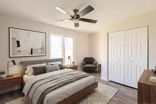 247 Driftwood Ln, Bloomingdale, IL 60108 - Photo 5