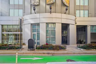 600 N Dearborn St, Chicago, IL 60654 - Photo 3