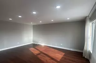 9485 Sumac Rd, Des Plaines, IL 60016 - Photo 3