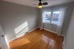 9485 Sumac Rd, Des Plaines, IL 60016 - Photo 13