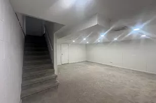 9485 Sumac Rd, Des Plaines, IL 60016 - Photo 15