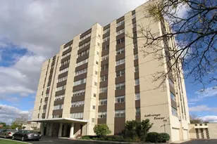 141 N La Grange Rd, La Grange, IL 60525 - Photo 1