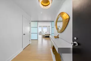 111 E Chestnut St, Chicago, IL 60611 - Photo 3