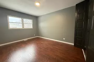 7609 Bristol Ln, Hanover Park, IL 60133 - Photo 7