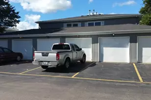 7609 Bristol Ln, Hanover Park, IL 60133 - Photo 9