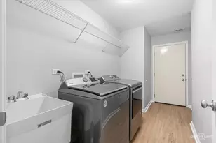 1260 Oak Grove Ct, Morris, IL 60450 - Photo 9