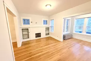 4819 W Addison St, Chicago, IL 60641 - Photo 3