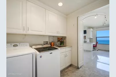 1040 N Lake Shore Drive #17D, Chicago, IL 60611 - Photo 27