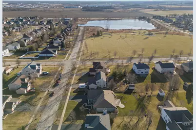 2408 Moutray Lane, North Aurora, IL 60542 - Photo 45