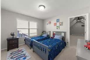 2408 Moutray Ln, North Aurora, IL 60542 - Photo 23