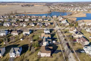 2408 Moutray Ln, North Aurora, IL 60542 - Photo 49