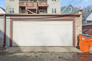 1521 W Edgewater Ave, Chicago, IL 60660 - Photo 17