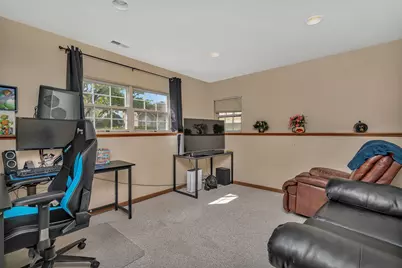 2750 Shelly Lane, Aurora, IL 60504 - Photo 31