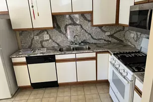 2750 Shelly Ln, Aurora, IL 60504 - Photo 11