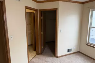 2750 Shelly Ln, Aurora, IL 60504 - Photo 13