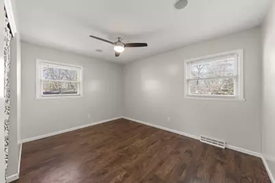 1614 Lucylle Avenue, Saint Charles, IL 60174 - Photo 9