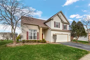 2578 Crestview Dr, Aurora, IL 60502 - Photo 3