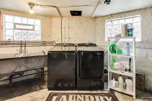 2700 W Carmen Ave, Chicago, IL 60625 - Photo 29