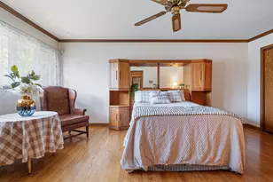 8832 Pleasant Ave, Hickory Hills, IL 60457 - Photo 19