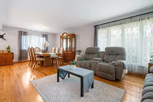 8832 Pleasant Ave, Hickory Hills, IL 60457 - Photo 13