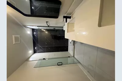 451 E Pershing Avenue #301, Chicago, IL 60653 - Photo 17