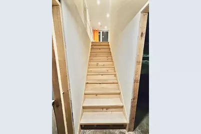 747 Delius Street, Aurora, IL 60505 - Photo 41