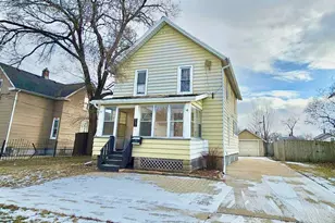 747 Delius St, Aurora, IL 60505 - Photo 1