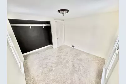 747 Delius Street, Aurora, IL 60505 - Photo 25