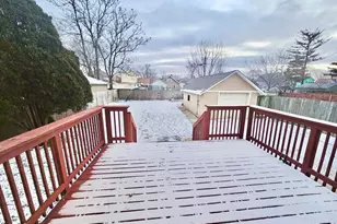 747 Delius St, Aurora, IL 60505 - Photo 45