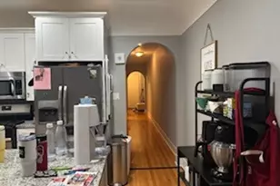 6926 S Paxton Ave, Chicago, IL 60649 - Photo 3