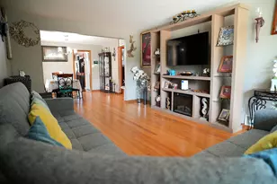 1428 1/2 N Ashbel Ave, Berkeley, IL 60163 - Photo 5