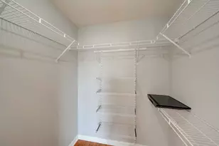 974 N Village Dr, Round Lake Beach, IL 60073 - Photo 17