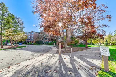 1126 S New Wilke Road #307, Arlington Heights, IL 60005 - Photo 31