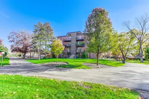 1126 S New Wilke Rd, Arlington Heights, IL 60005 - Photo 29