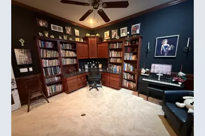 649 Roxbury Road, Rockford, IL 61107 - Photo 13