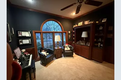 649 Roxbury Road, Rockford, IL 61107 - Photo 15