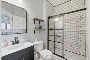 307 Knollwood Dr, Dixon, IL 61021 - Photo 11