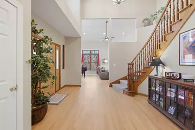 307 Knollwood Drive, Dixon, IL 61021 - Photo 7