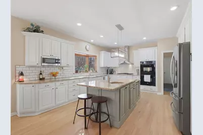 307 Knollwood Drive, Dixon, IL 61021 - Photo 13