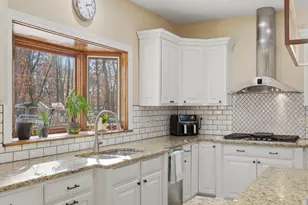 307 Knollwood Dr, Dixon, IL 61021 - Photo 17