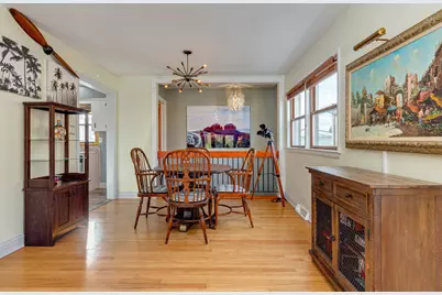 7513 W Ainslie Street, Harwood Heights, IL 60706 - Photo 7