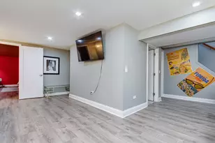 7513 W Ainslie St, Harwood Heights, IL 60706 - Photo 23