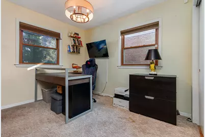 7513 W Ainslie Street, Harwood Heights, IL 60706 - Photo 17