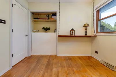 7513 W Ainslie Street, Harwood Heights, IL 60706 - Photo 19