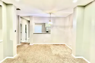 2452 Daybreak Ct, Elgin, IL 60123 - Photo 3