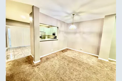 2452 Daybreak Court #2452, Elgin, IL 60123 - Photo 5